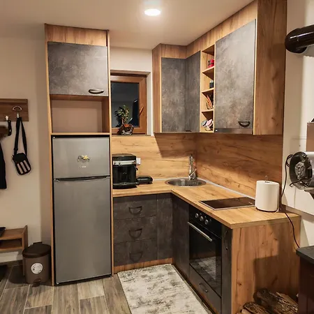 Suncani Breg 아파트 *